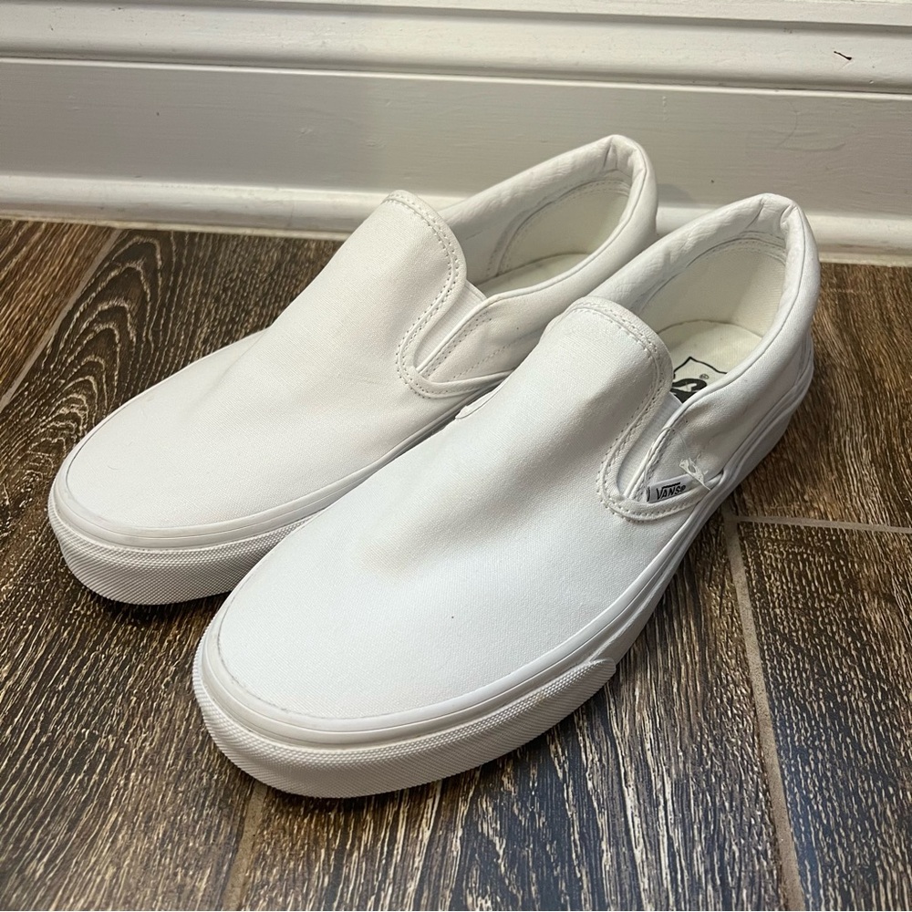 Vans Men's/womens White Slip-On Shoes